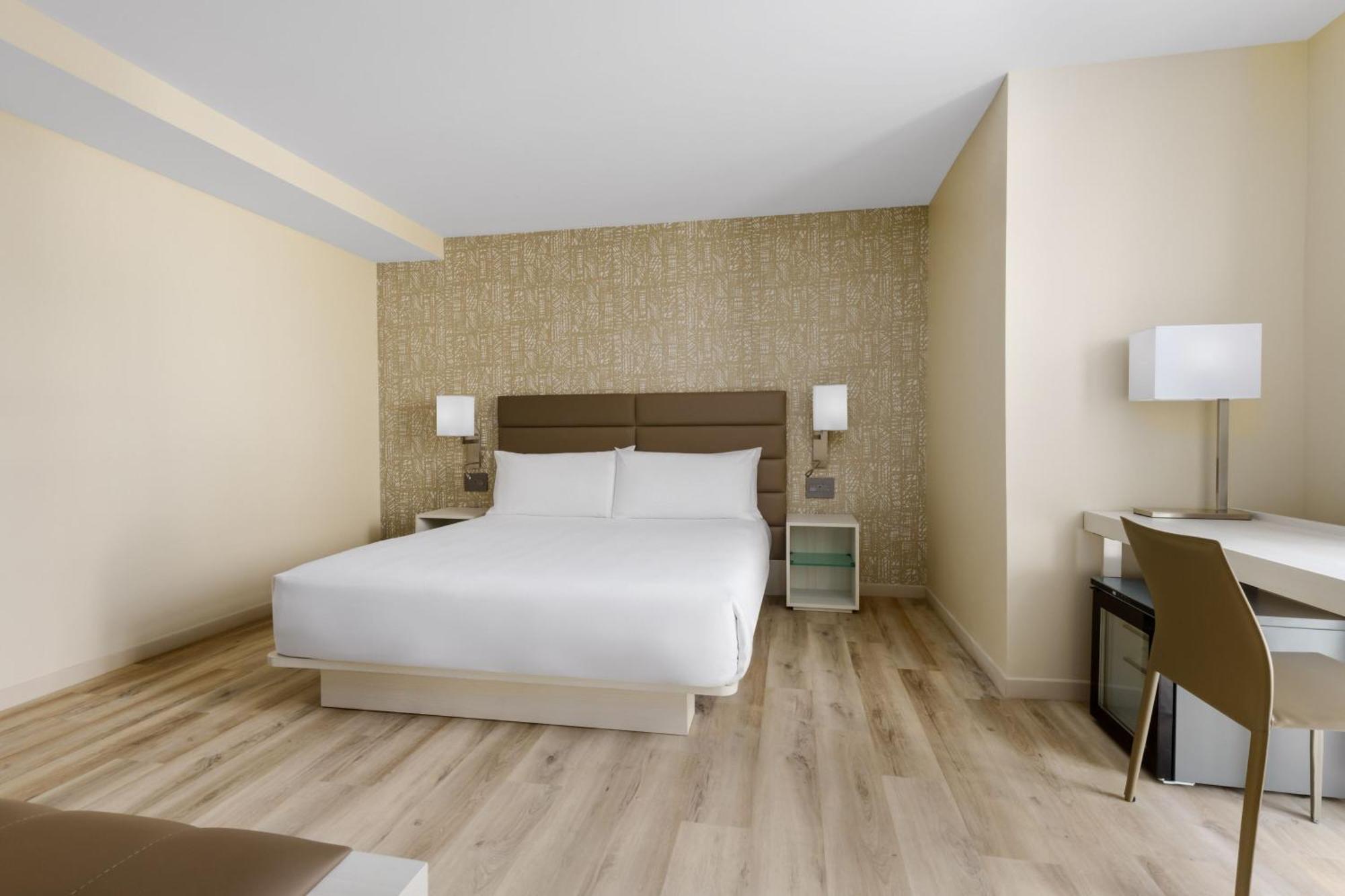 Ac Hotel By Marriott Naples 5Th Avenue מראה חיצוני תמונה