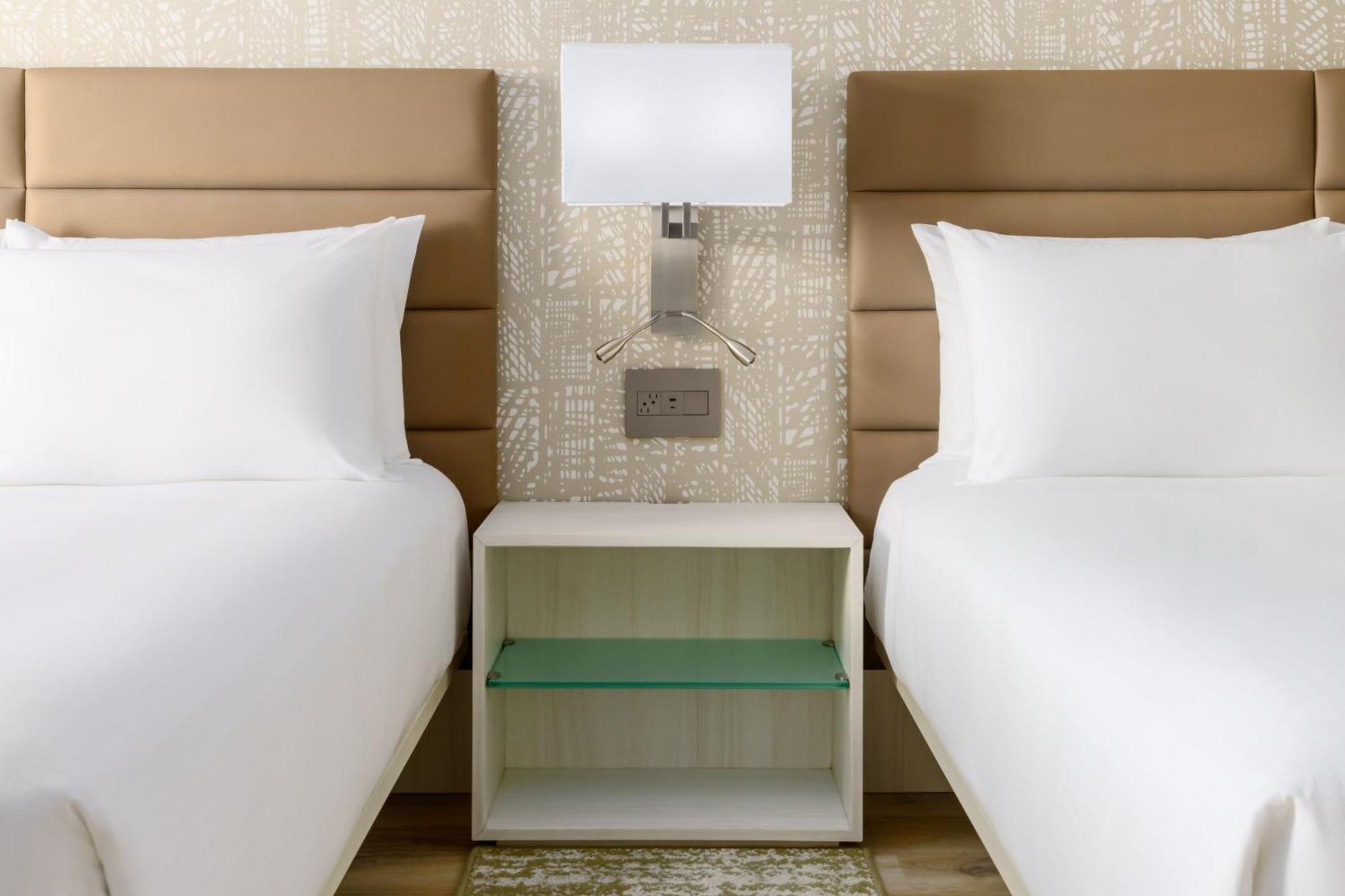 Ac Hotel By Marriott Naples 5Th Avenue מראה חיצוני תמונה