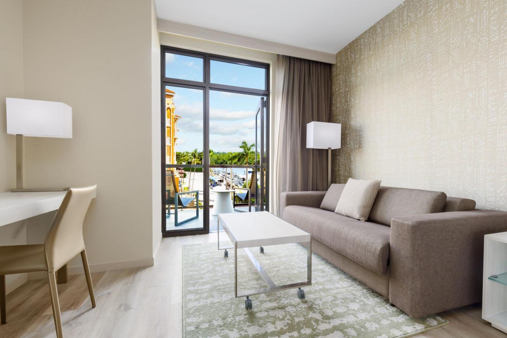 Ac Hotel By Marriott Naples 5Th Avenue מראה חיצוני תמונה